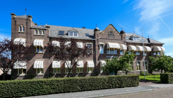 Rondkijken in het voormalige Belastingkantoor